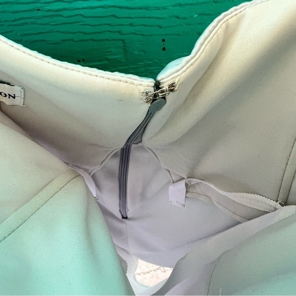 DESSY COLLECTION STRAPLESS SILVER SATIN COCKTAIL DRESS WITH POCKETS SIZE 8 - Picture 7 of 11